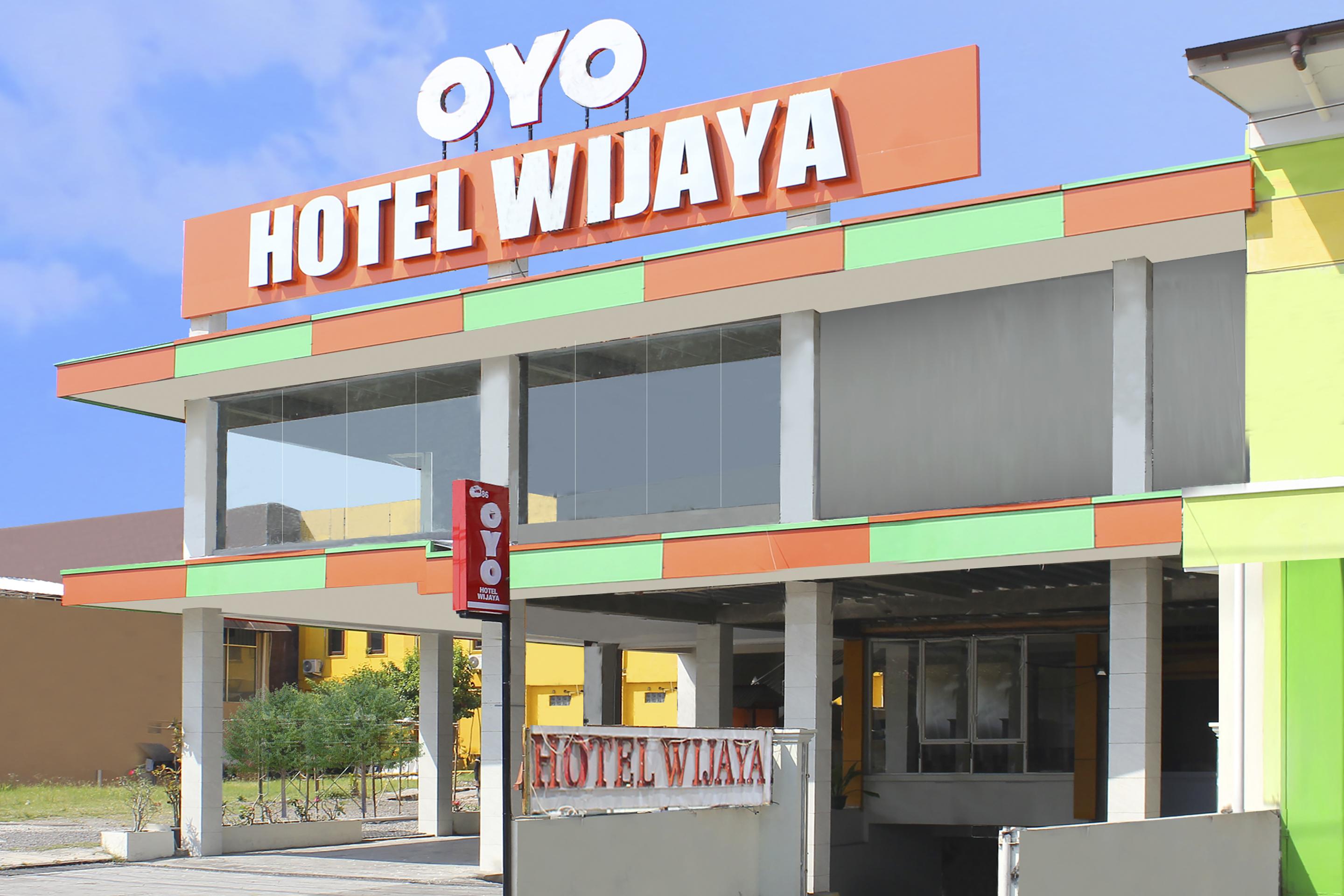 Oyo 586 Hotel Wijaya Kalasan Exterior photo